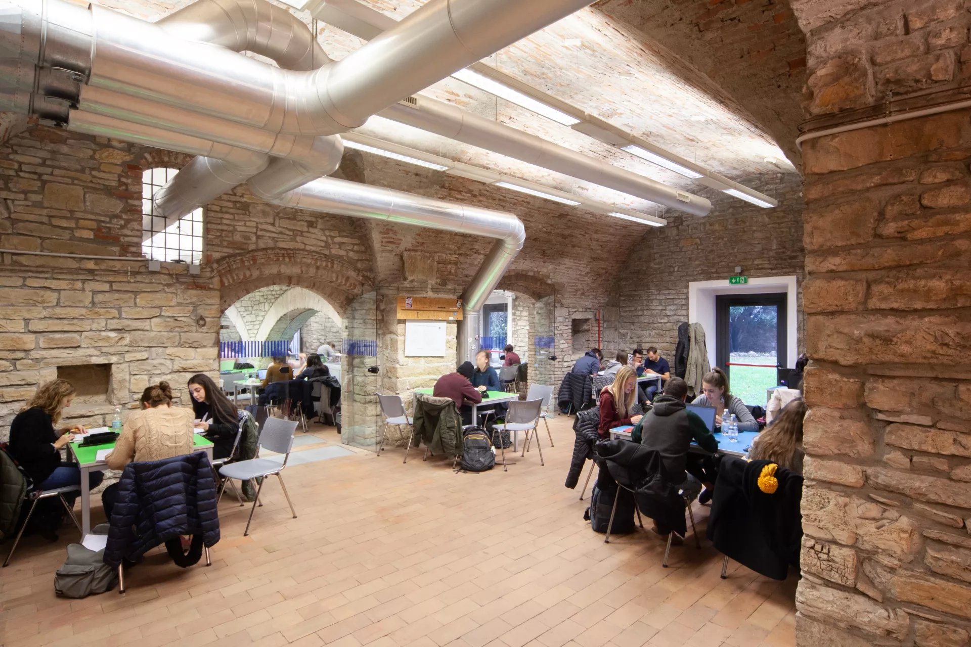 Sala studio Bunker via Salvecchio